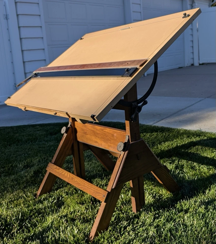 Hamilton Oak Drafting Table, Immaculate Condition Vintage - Image 3 of 4