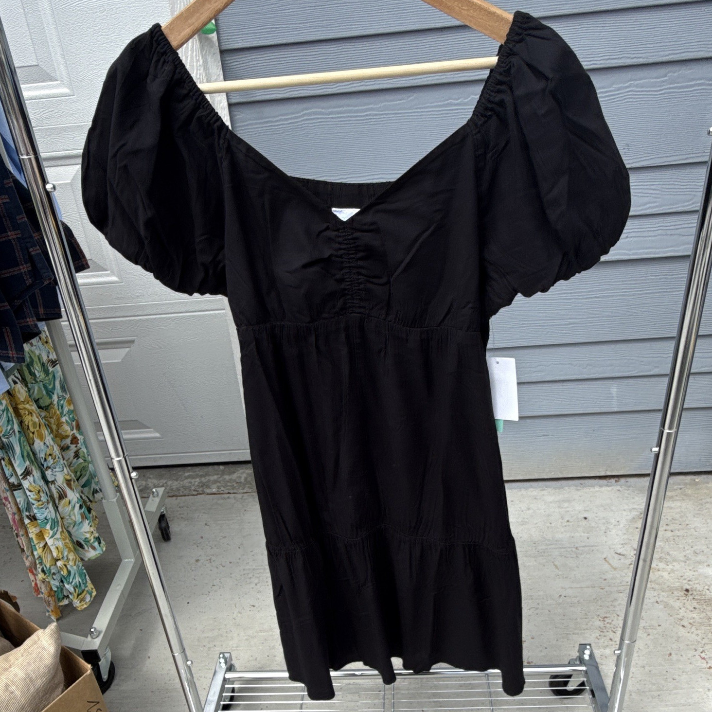 ABOUND Black Solid Mini Dress V-Neck Puff Short Sleeve Regular Size L
