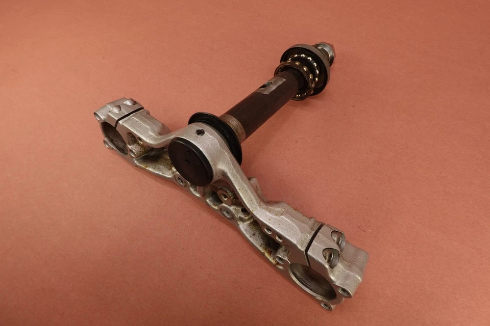 Yamaha V Star 650 XVS650 1998-2015 clásico triple árbol abrazadera inferior vástago Foto 2 de 4