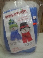2001 Mary Maxim Snowman Snowmen felt needlework Craft Kit makes 6 NEW