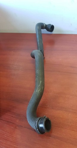 BMW 3er E90 320i Kühlerschlauch Wasserschlauch 14837810