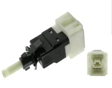 Brake Light Switch Vemo V30-73-0088 / 001 545 21 09