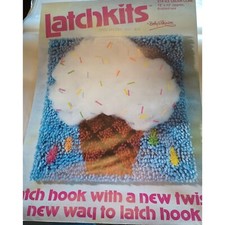 Ice Cream Cone Latch Hook Pattern Yarn Fluff No Canvas Open Box Vintage NOS