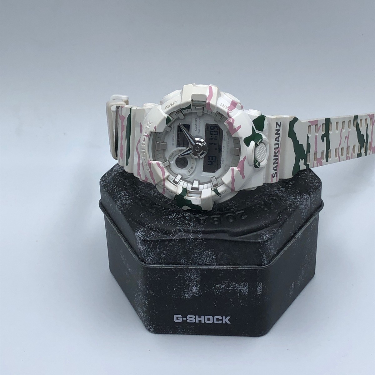 値下げCASIO　G-SHOCK SANKUANZ GA-700SKZ-7AJR G-Shock Casio x Sankuanz GA-700SKZ-7AJR Watch Collaboration