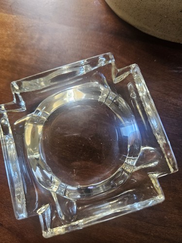 Vintage Art Deco Clear Heavy Glass Ashtray 3.75" - Picture 4 of 4