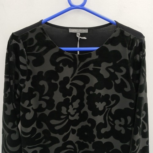 Laura Ashley Blouse Top UK 8 Black Velvet Patterned Occasion New NWT RMF10-RP - Picture 2 of 10