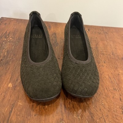 Stuart Weitzman Women's Brown Textured Slip On Flat Shoes Size 5