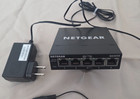 NETGEAR GS305 5-Port Gigabit Ethernet SOHO Switch -USED — photo 2
