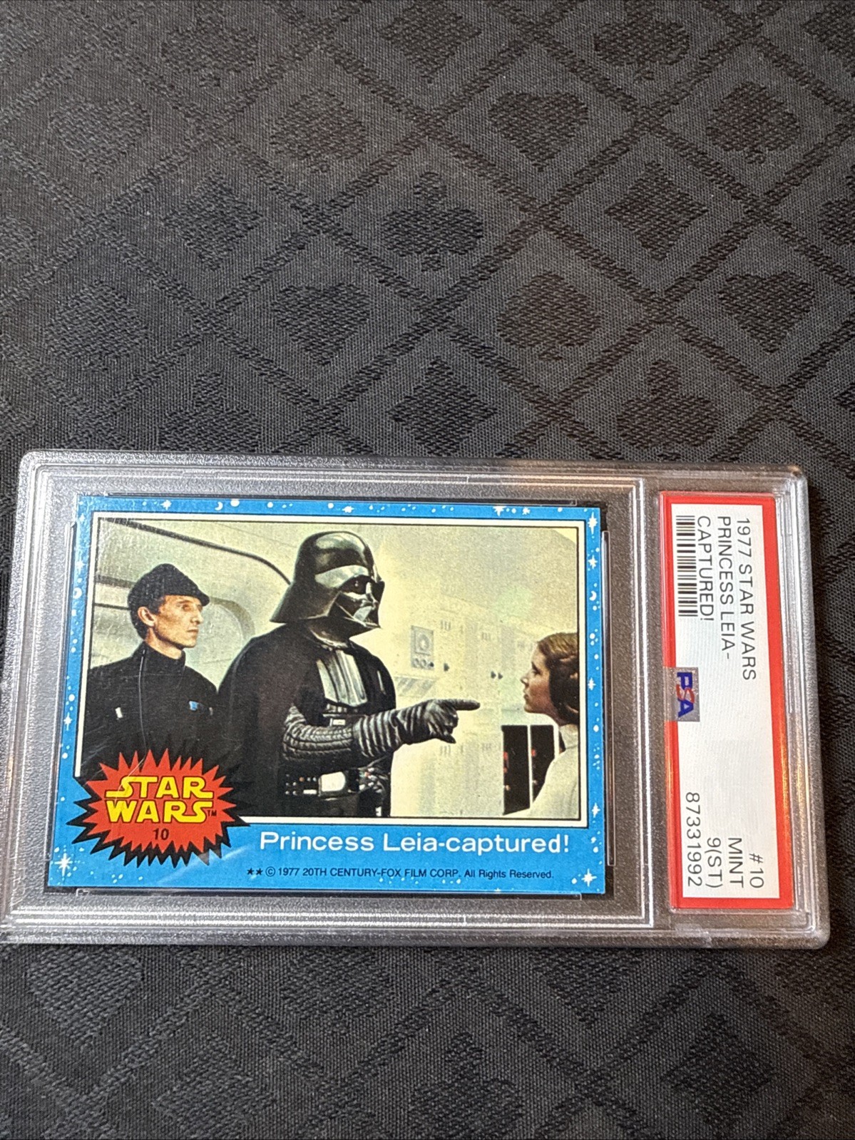 1977 STAR WARS #10 PRINCESS LEIA- CAPTURED Psa9 view 2