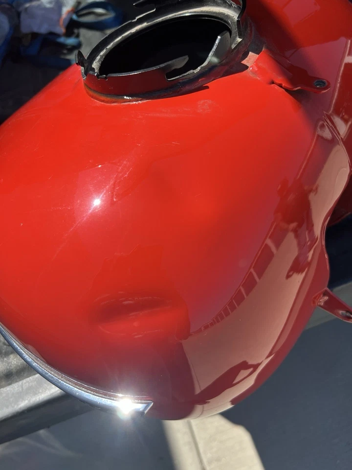 Tanque de combustible de gasolina Harley Touring Foto 3 de 4