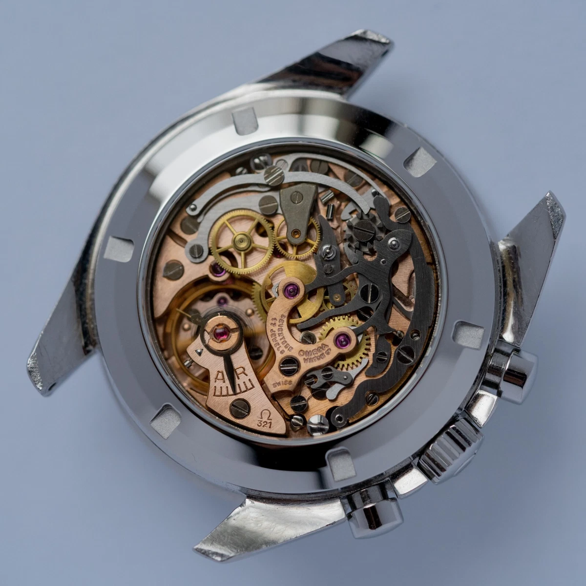 Omega speedmaster case back top