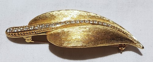 Vintage Signed Christian Dior Brushed Leaf Crystal Brooch - Picture 5 of 10