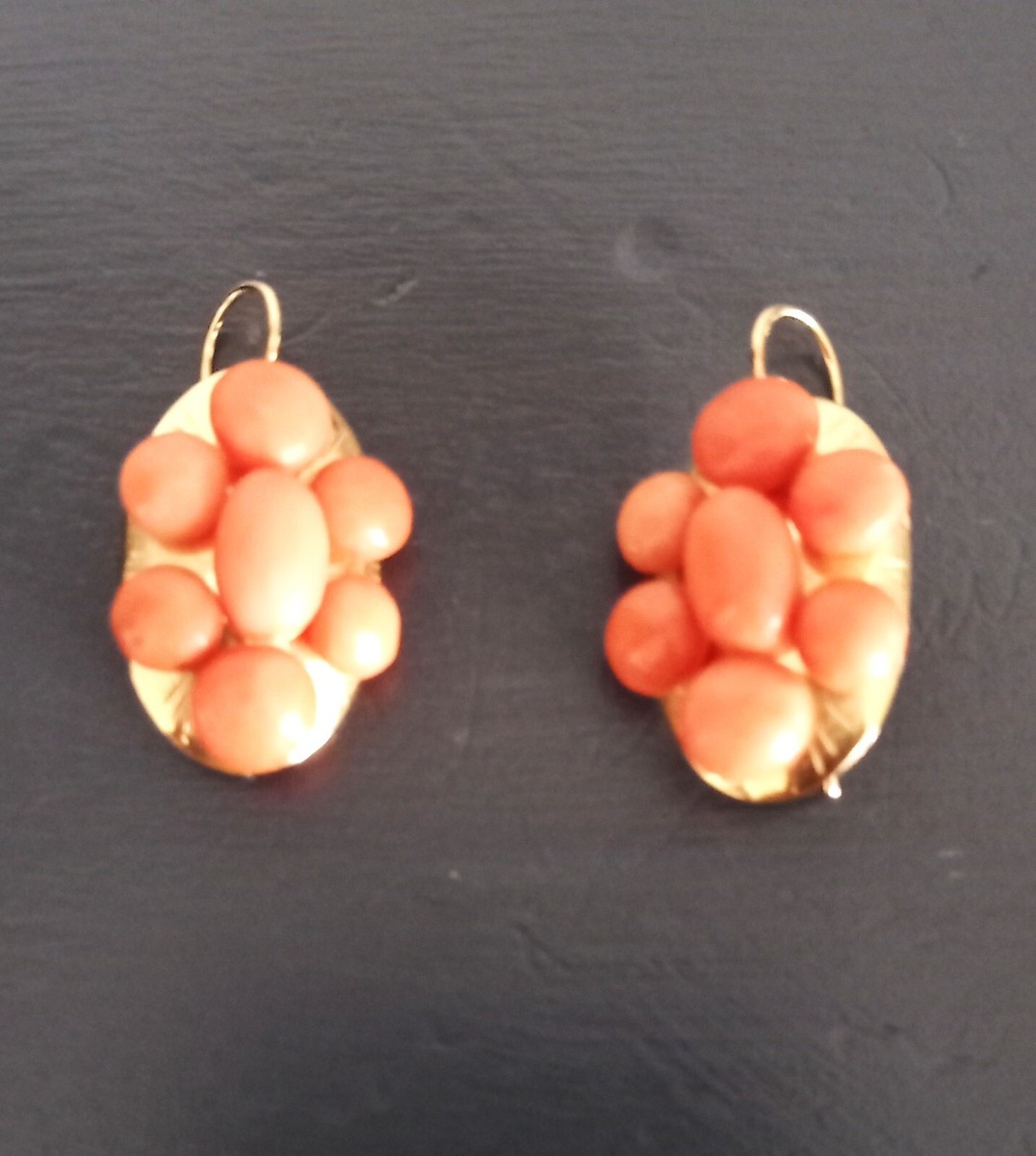 Superbes Boucles D'oreilles Anciennes Vintage En Or Jaune 18 Carats Avec Corail Rouge, Marque Italienne, Neuves Avec étiquettes