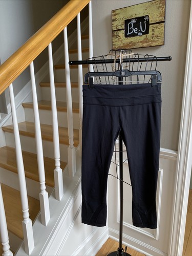 lululemon leggings with symbol on leg