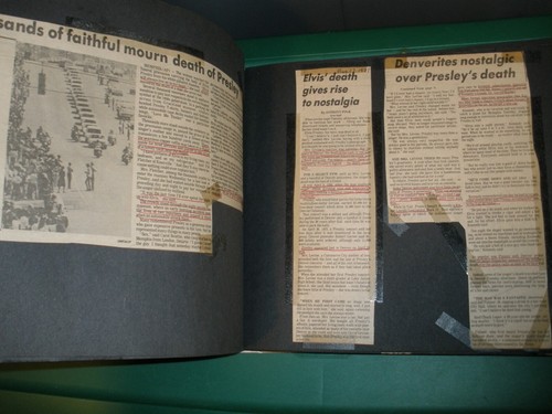 Vintage Elvis Presley Scrapbook Newspaper Clippings 14"x11" - Picture 3 of 14
