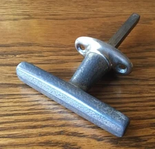 1920s T~SHAPED HANDLE vtg antique exterior non locking door deck