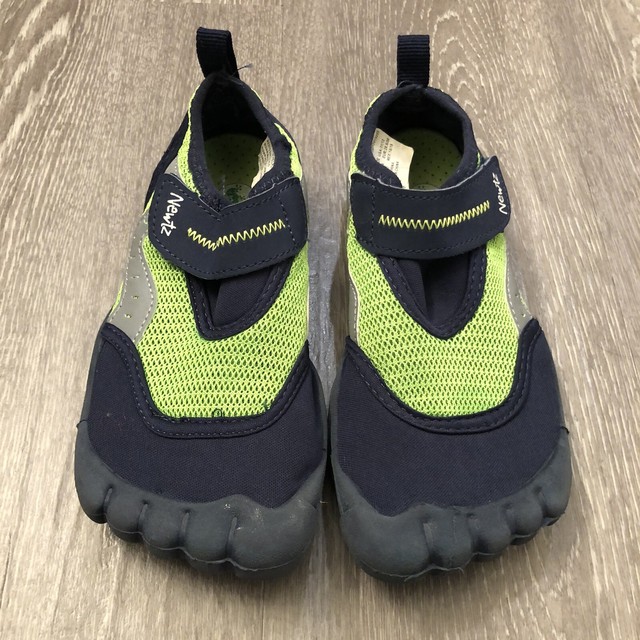 Newtz Blue Lime Green Water Shoes Size USA 1112 Eur 28.530 Unisex