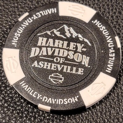 HD ASHEVILLE ~ NORTH CAROLINA (Black/White w/mtns & B&S back) Harley Poker Chip