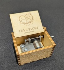 Boîte à musique en bois Indila - Love Story - Personnalisable