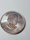 2014 Canadian Maple Leaf Elizabeth II $5 Dollar 1 oz Silver Coin