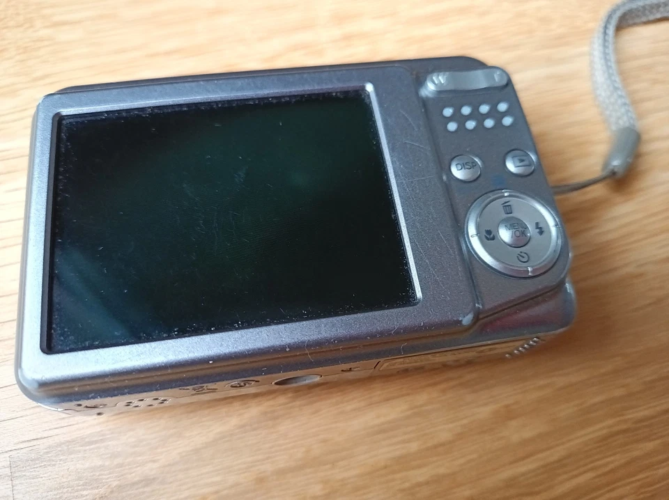 Fujifilm FinePix AX500 - 14 Mega Pixel 5x Zoom - Digitalkamera - Funktioniert - Bild 4 von 4