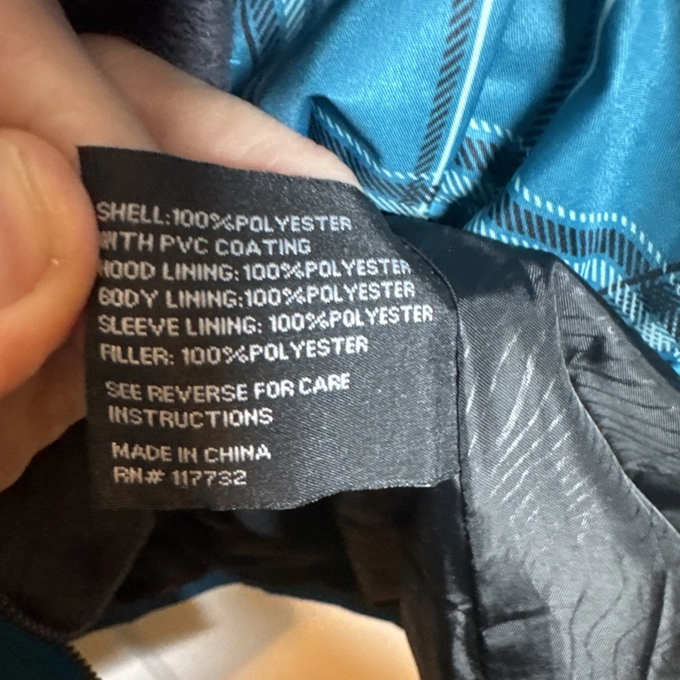 Chaqueta de esquí de invierno con capucha ZeroXposur XL verde azulado impermeable aislada para mujer Foto 2 de 4