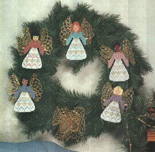 ALL GOD'S ANGELS WREATH  STUNNING STOCKINGS PLASTIC CANVAS PATTERN INSTRUCTIONS