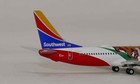 1:400 NG Models Southwest Airlines B 737-800 N8653A 89400 58211 Airplane Model — photo 3