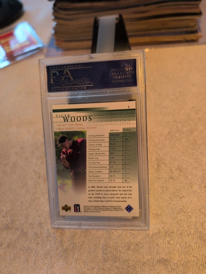 Tarjeta de novato 2001 Upper Deck Golf Tiger Woods #1 PSA 10 gemas como nueva patio Foto 2 de 2