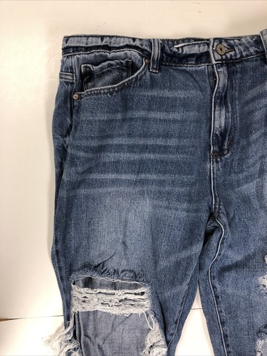Kancan Mid-Rise Boyfriend Denim Jeans size 13 X 30 Destroyed Distressed - 第 4/8 張圖片