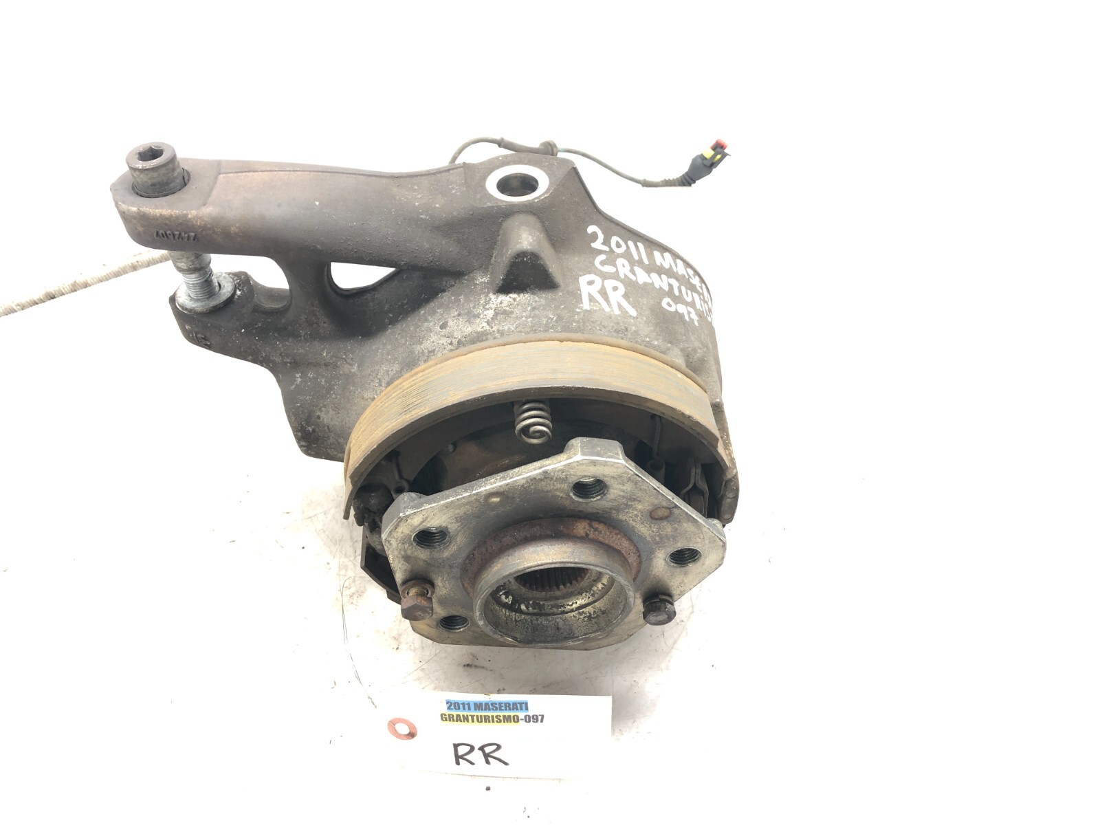 2011-2019 MASERATI GRANTURISMO S M145 RIGHT PASS REAR SPINDLE KNUCKLE HUB OEM