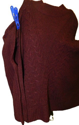 Vera Wang Poncho M/L Womens Sweater Top Burgundy Cable Knit Cozy Office Casual - Picture 8 of 11