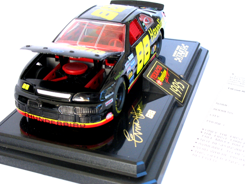 Ernie Irvan #88 - Collector Series 1:24 NASCAR Texaco Havoline Bank - 1995 - Picture 3 of 11