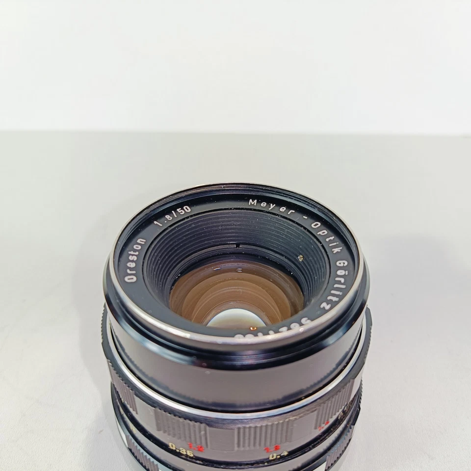 Meyer Optik Görlitz Oreston 50mm F1.8 Exakta Bayonet Mount Preston 50mm F1.8  - Image 2 of 4