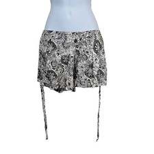 Raga Women's White Black Floral Flat Front Elastic Waist Shorts Size Small NWT