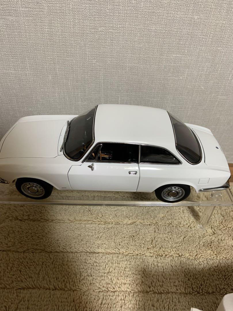 AUTOart 1/18 Alfa Romeo 1750 Model Car | eBay AUTOart 1/18 Alfa Romeo 1750 Model Car | eBay