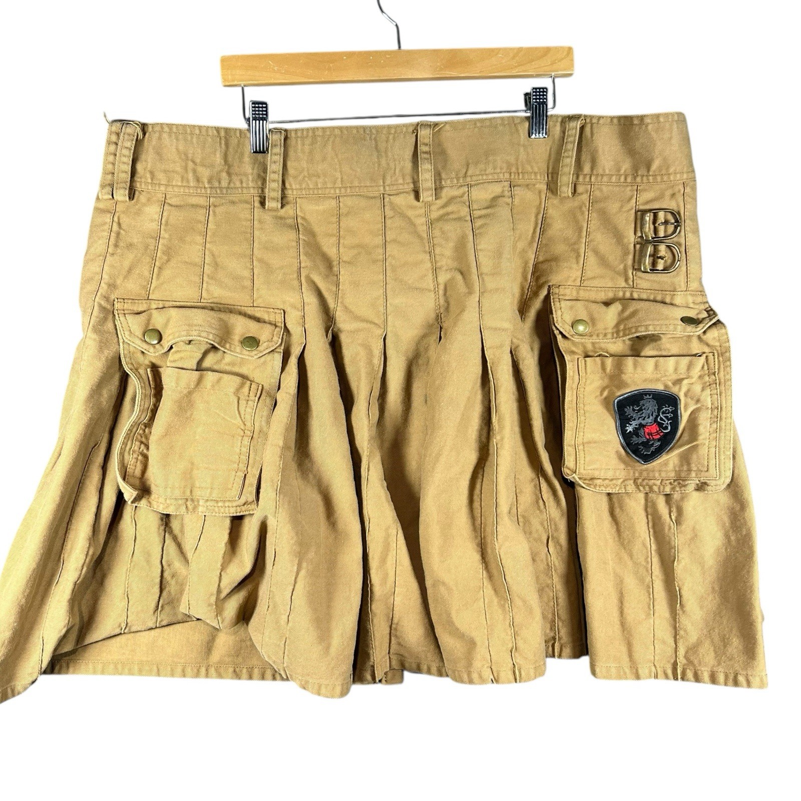 Utility Kilt Men's Size 40 Scottish Beige Canvas Cargo Pockets Wrap UT Kilts