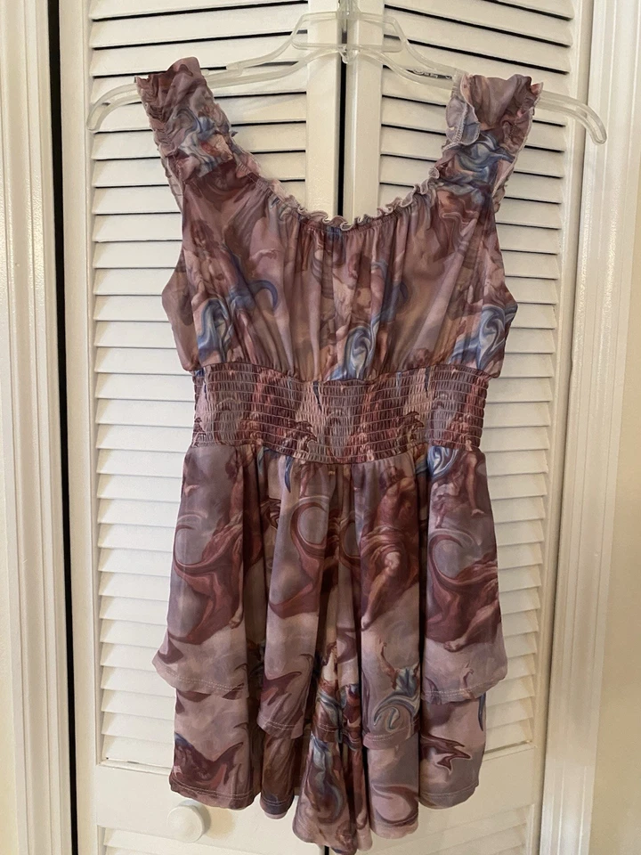 Urban Outfitters ангельский со сборками Детский комбинезон размер M собор печати фестиваль - Изображение 2 из 4