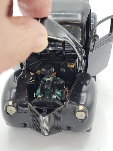 Franklin Mint Black 1940 Ford Pickup Die Cast Model Truck - Picture 2 of 8