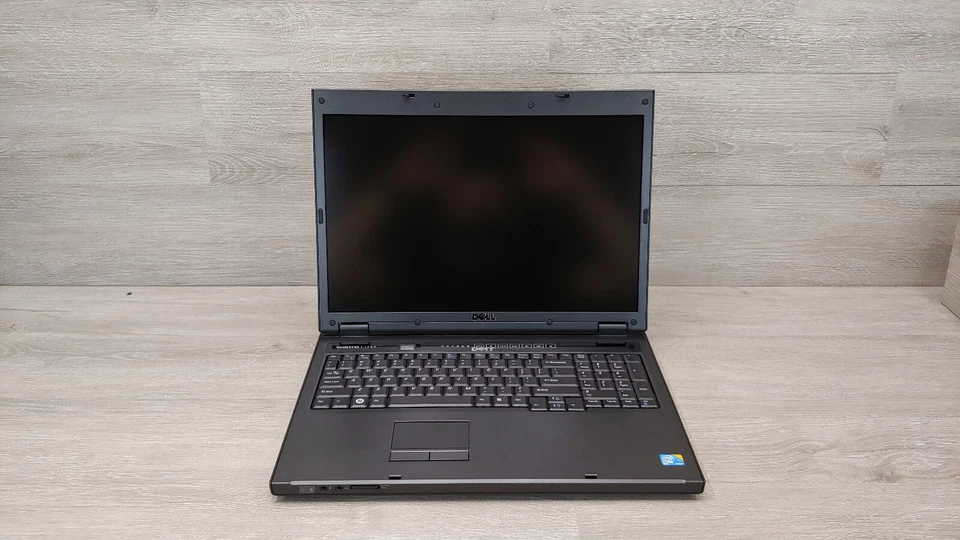 Dell Vostro 1720 Intel Core 2 Duo P7570 @ 2.27GHz 500GB HDD 4GB RAM Windows10Pro - Image 2 of 4