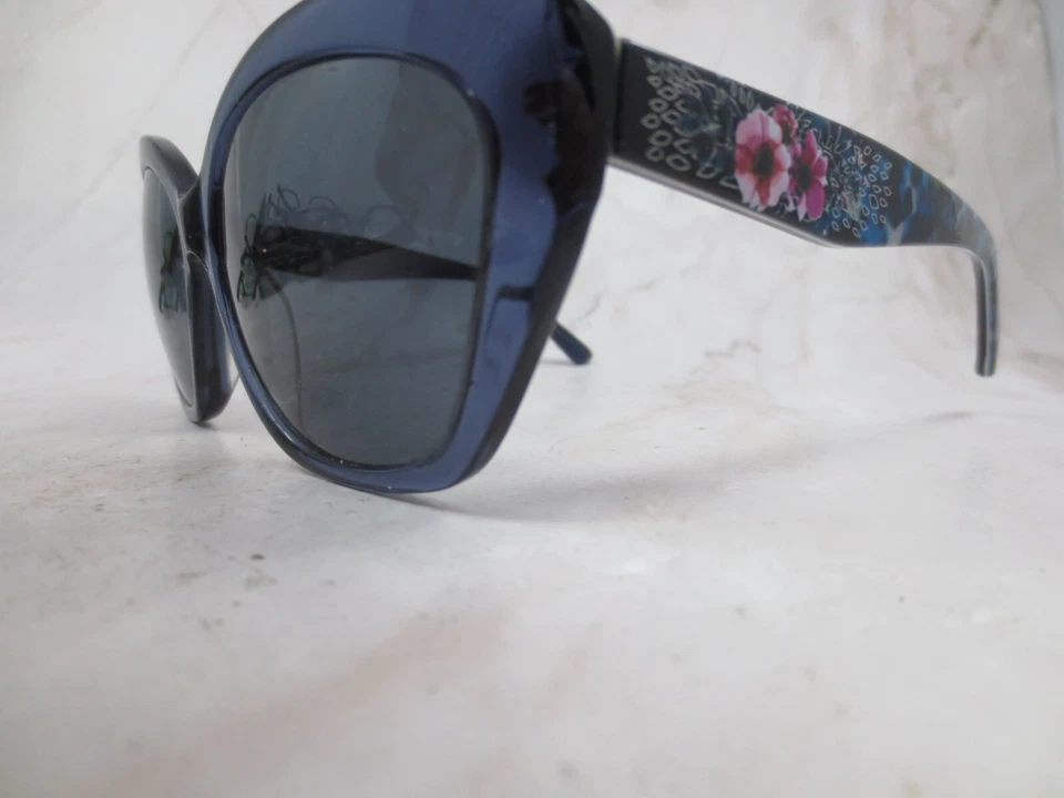 Gafas de sol Bebe marco BB7203 410 para mujer azul cristal ojo de gato borde completo 56-17-135 Foto 2 de 4