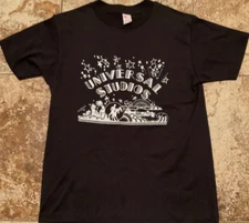 VINTAGE SINGLE STITCH UNIVERSAL STUDIOS GRAPHIC SEQUINNED T-SHIRT ( M ) BLACK