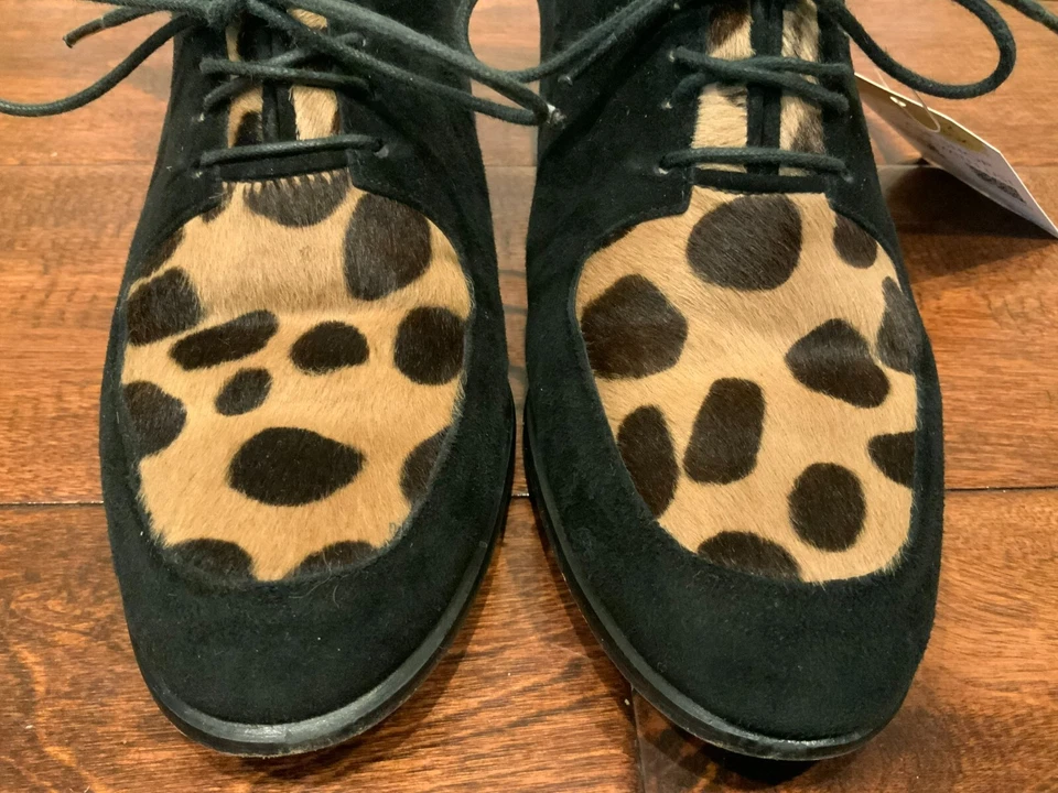 Stuart Weitzman Brown Animal Print & Black Suede Lace-Up Loafers, Size 7 (US) - Image 2 of 4