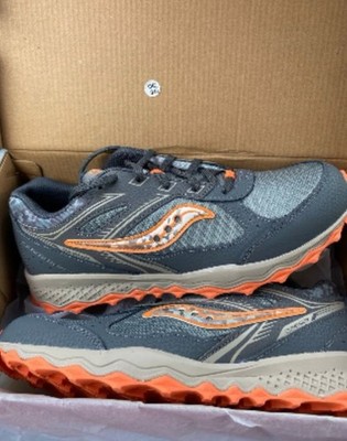 New Saucony Boys size 1.5 Cohesion TR14 Olive/Camo Sneakers
