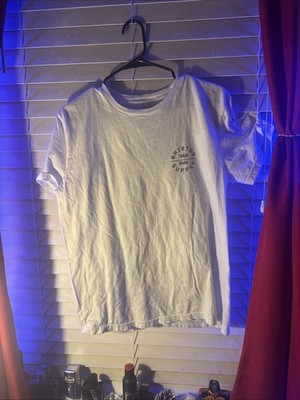 Men's Short Sleeve T-Shirt Size Medium Good Condition Has A Few Small Stains