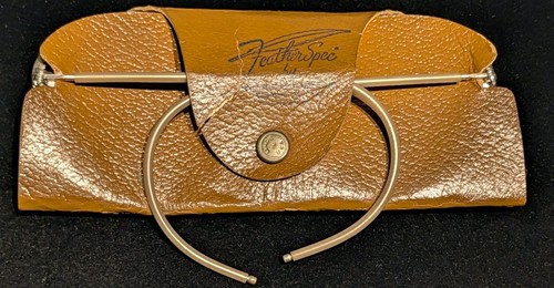 Vintage 1945 WILLSON Feather Spec Safety Glasses Spectacles w Original Case