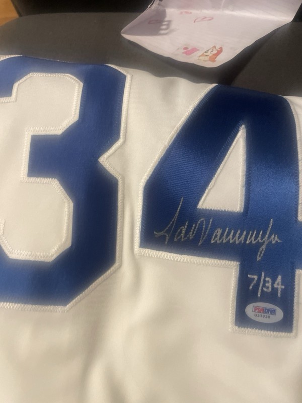 Fernando Valenzuela signed Jersey PSA Auth “7/34” Inscription
