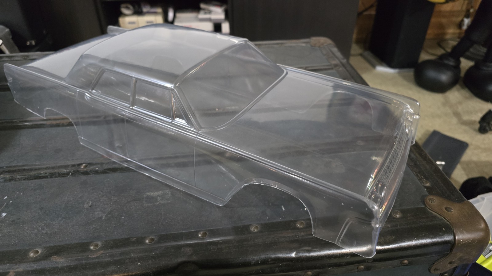 Body Clear 320mm Wheelbase