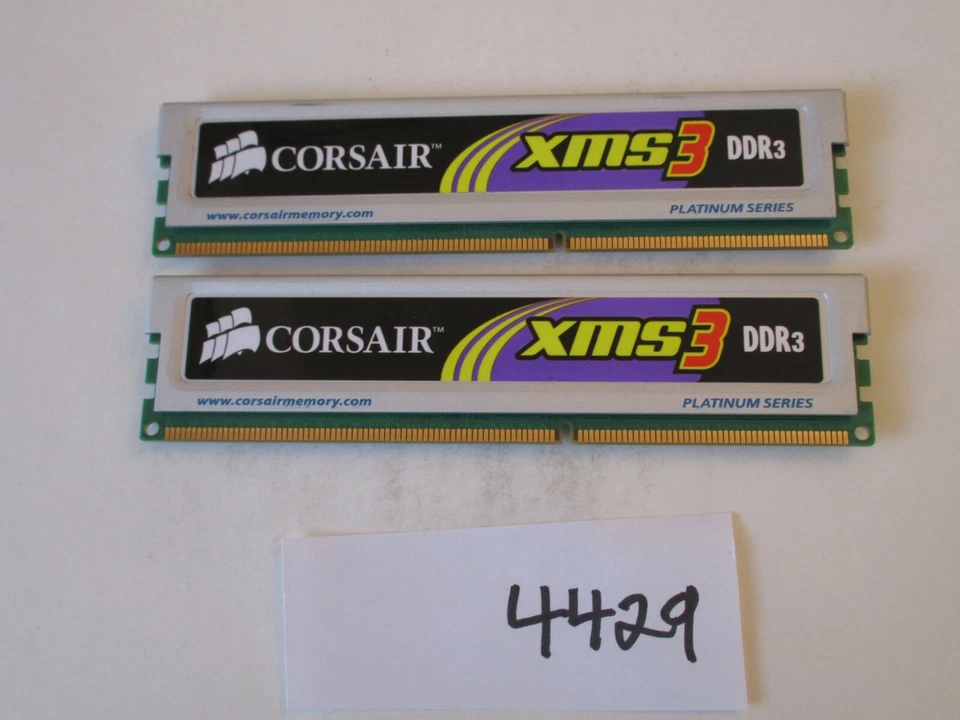 Corsair HX3X12G1333C9 2x2Gb=4Gb PC3-10600 1333Mhz DDR3 Desktop Memory RAM (4429) - Image 2 of 2