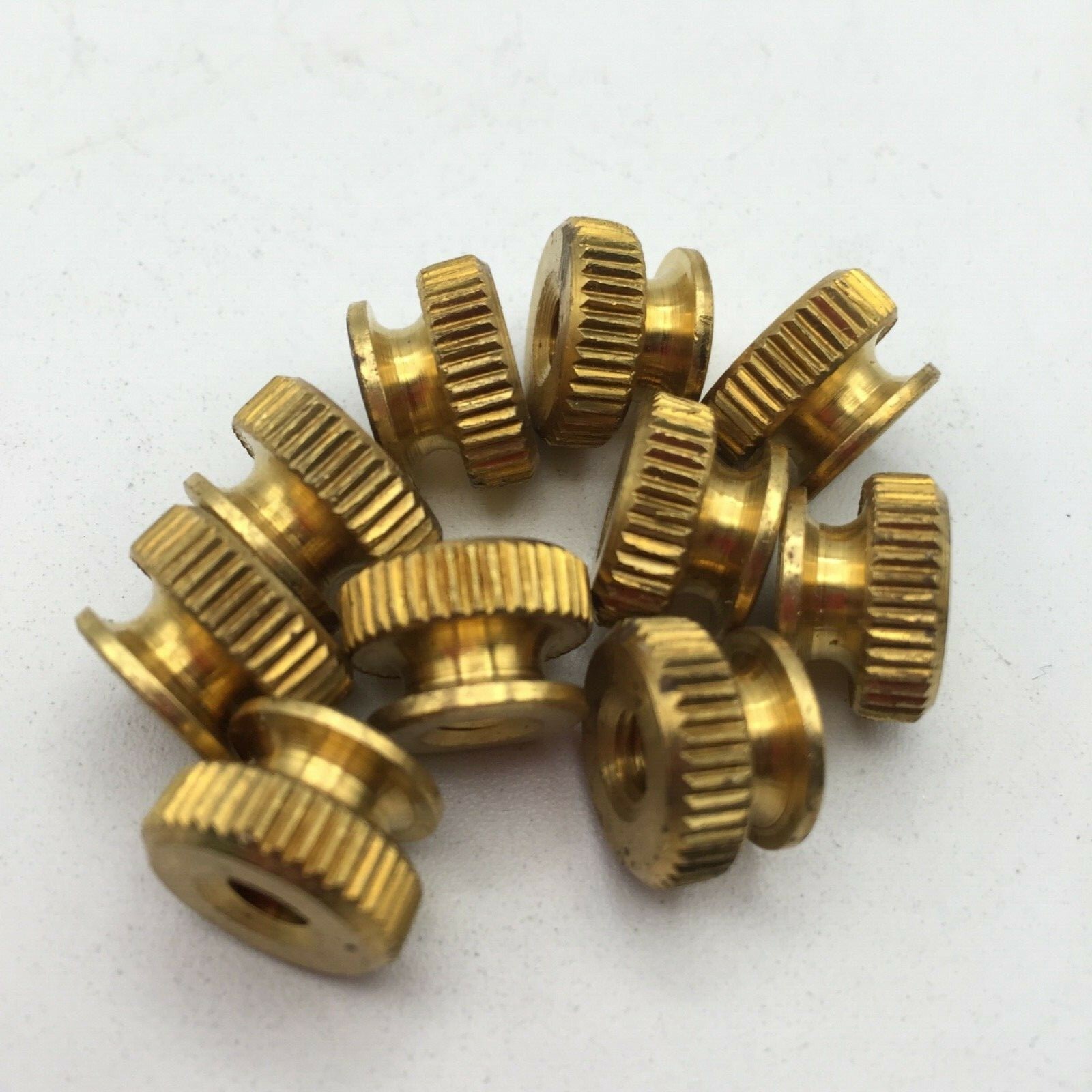 10 Piece 1032 UNF Brass Round Knurled Nut 1/2" OD X 21/64" HT Spaenaur